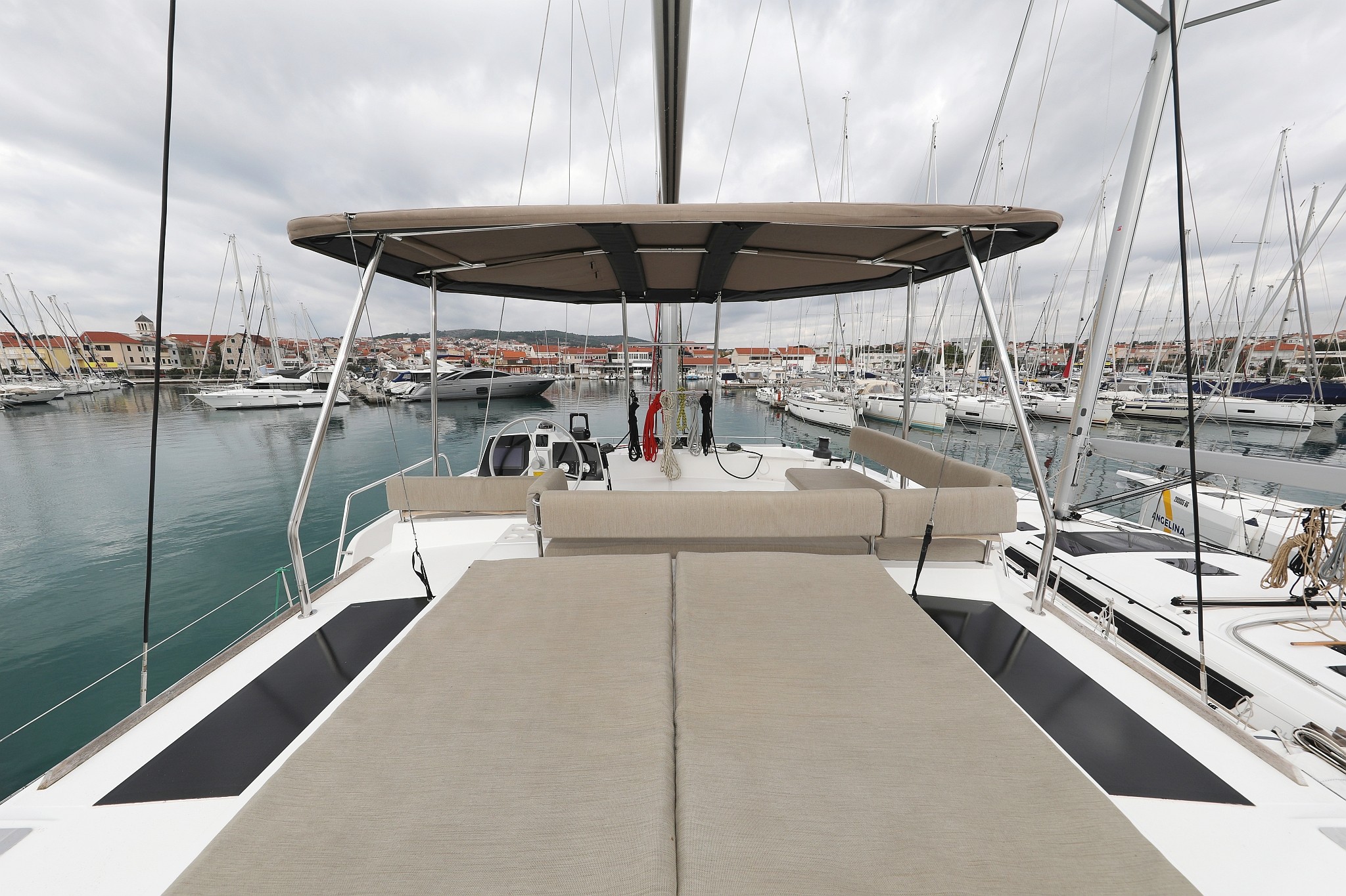 Bali 4.6, Triton | Yachtcharter Kroatien