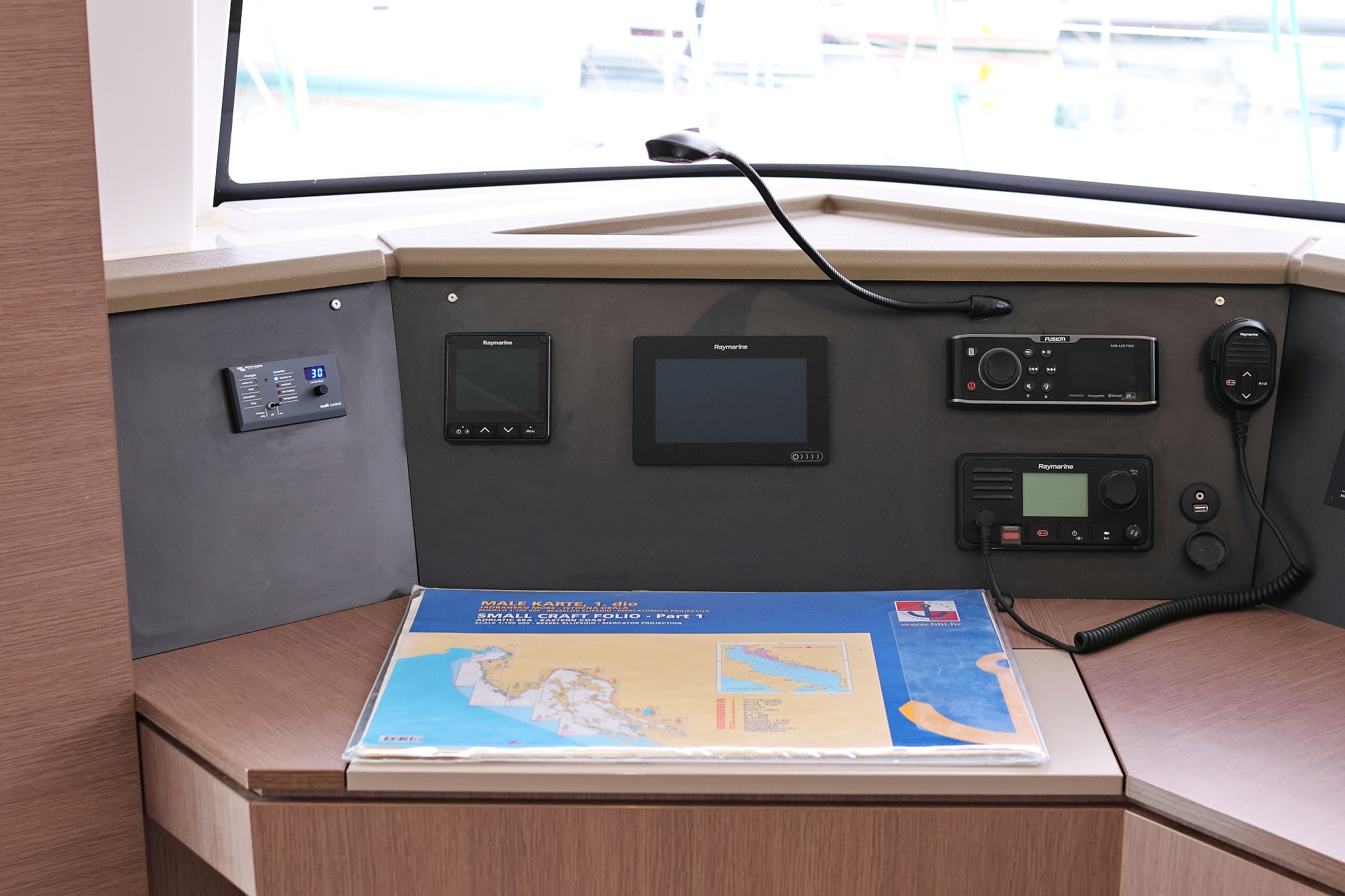 Bali 4.6, Triton | Yachtcharter Kroatien