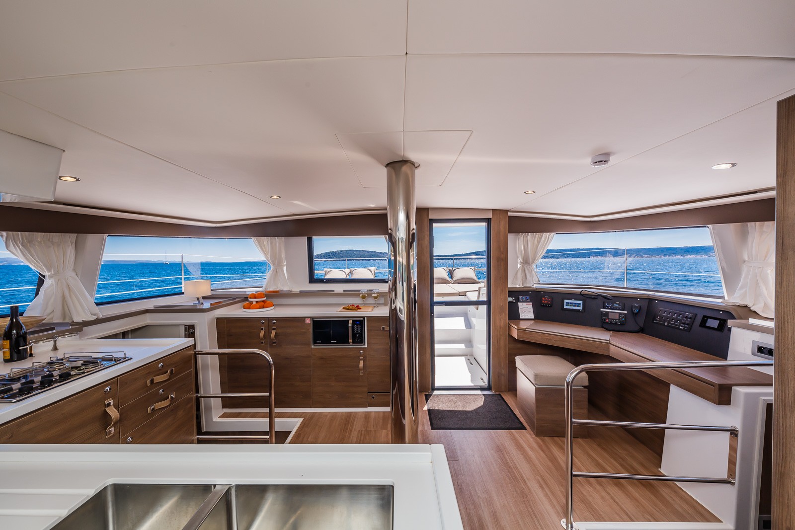 Bali 4.6, Nouvelle Lune | Yacht Charter Croatia
