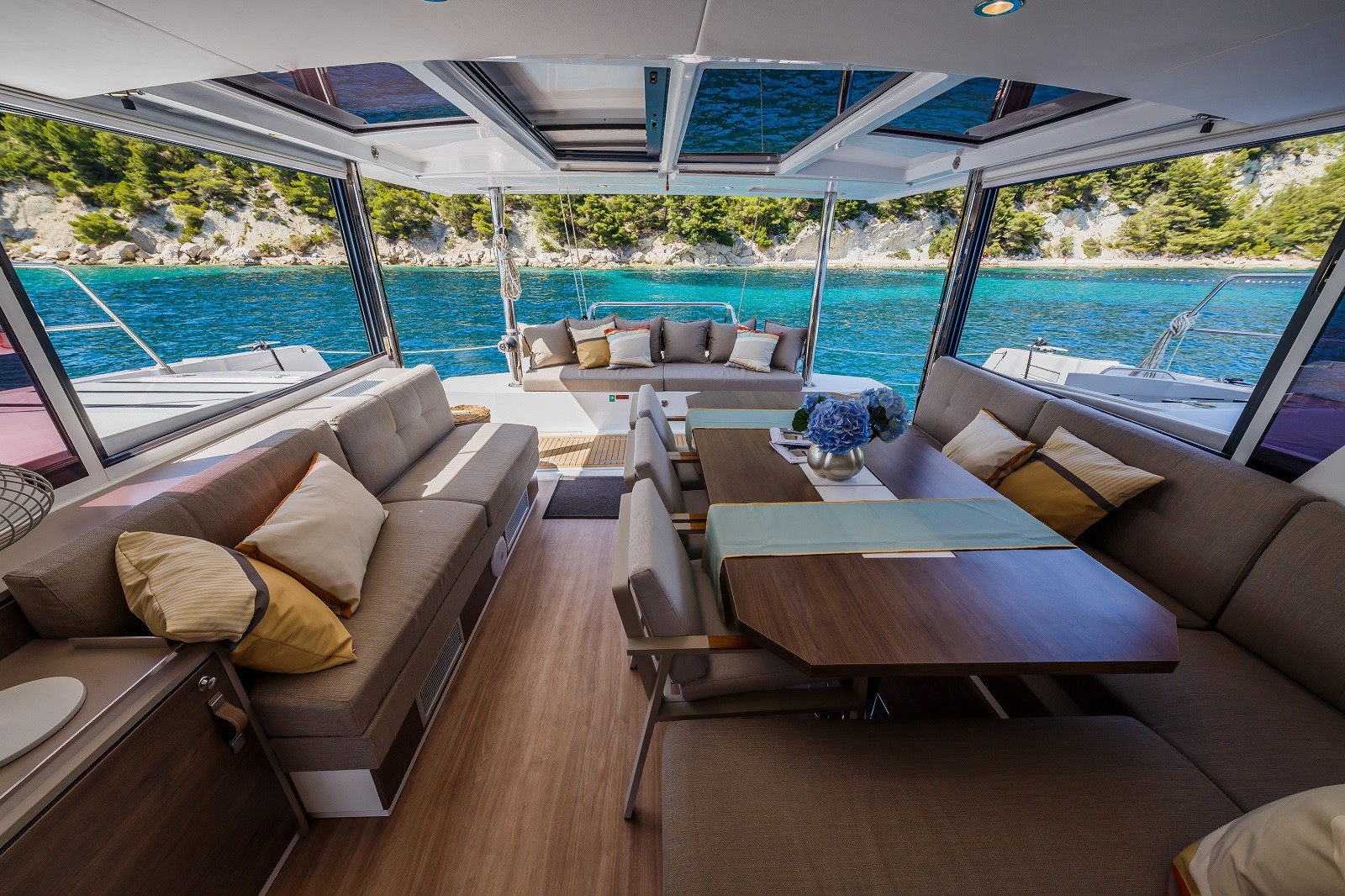 Bali 4.6, Nouvelle Lune | Yacht Charter Croatia