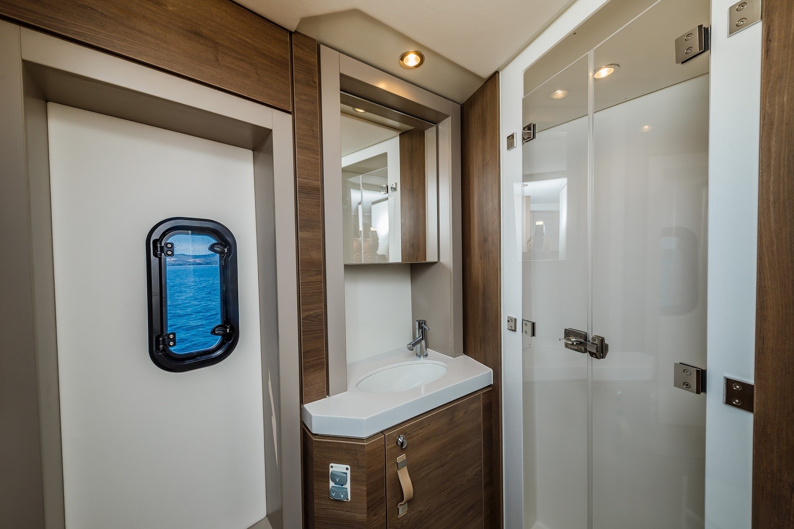 Bali 4.6, Nouvelle Lune | Yacht Charter Croatia