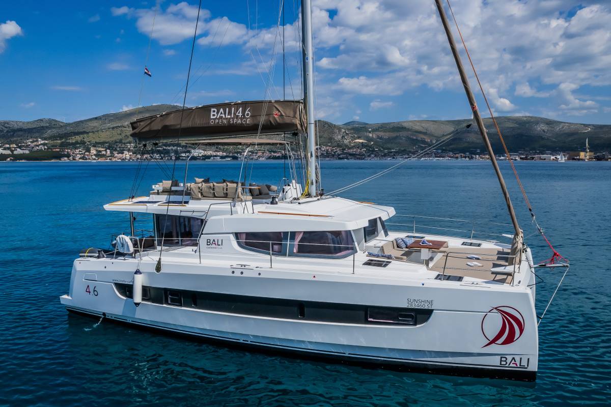 Bali 4.6, Sunshine | Yacht Charter Croatia