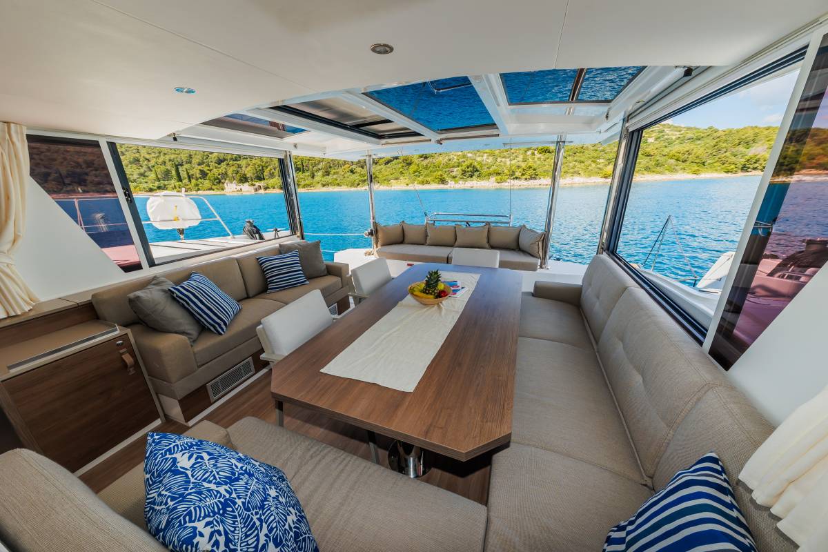 Bali 4.6, Sunshine | Yacht Charter Croatia