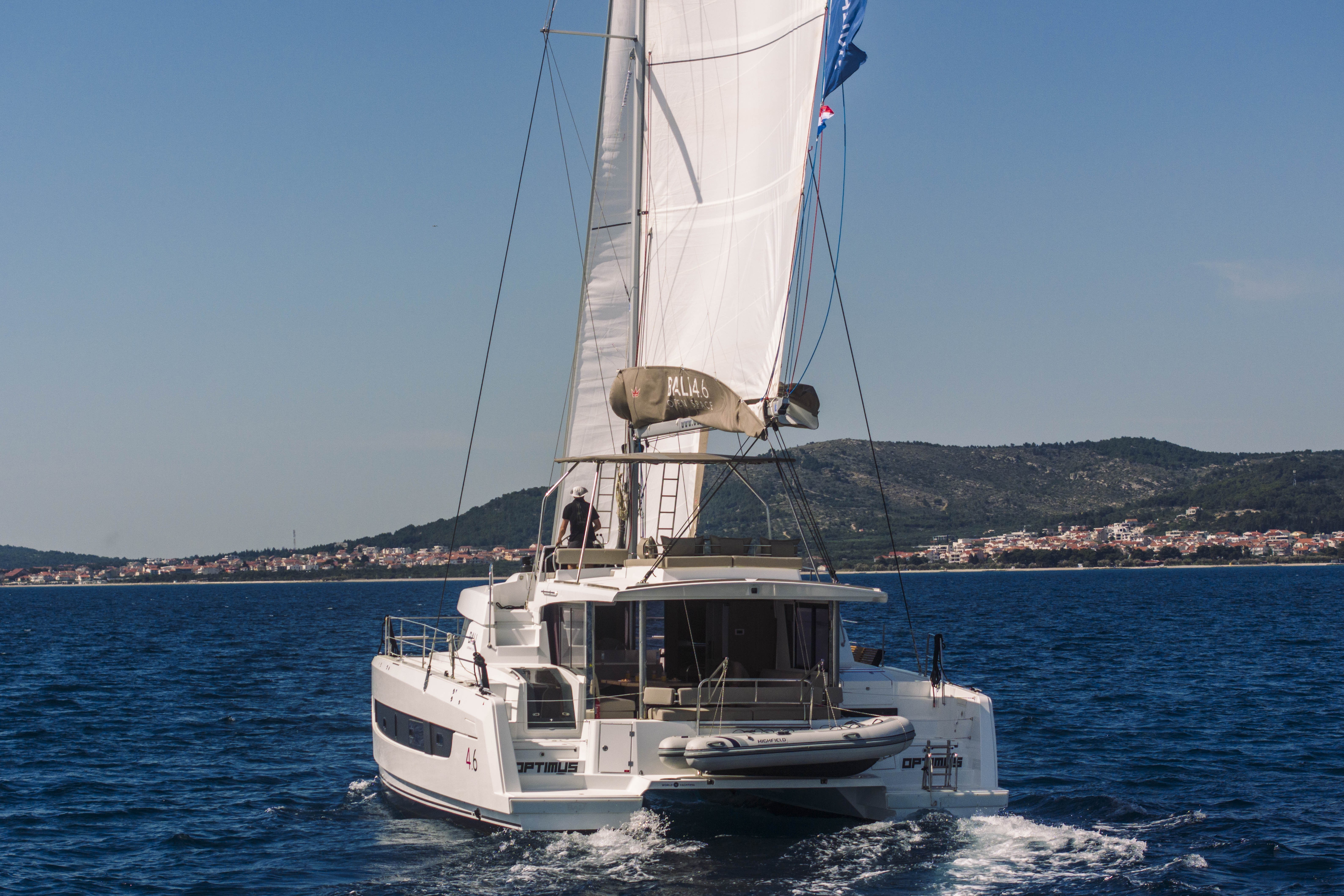 Bali 4.6, Optimus | Yacht Charter Croatia