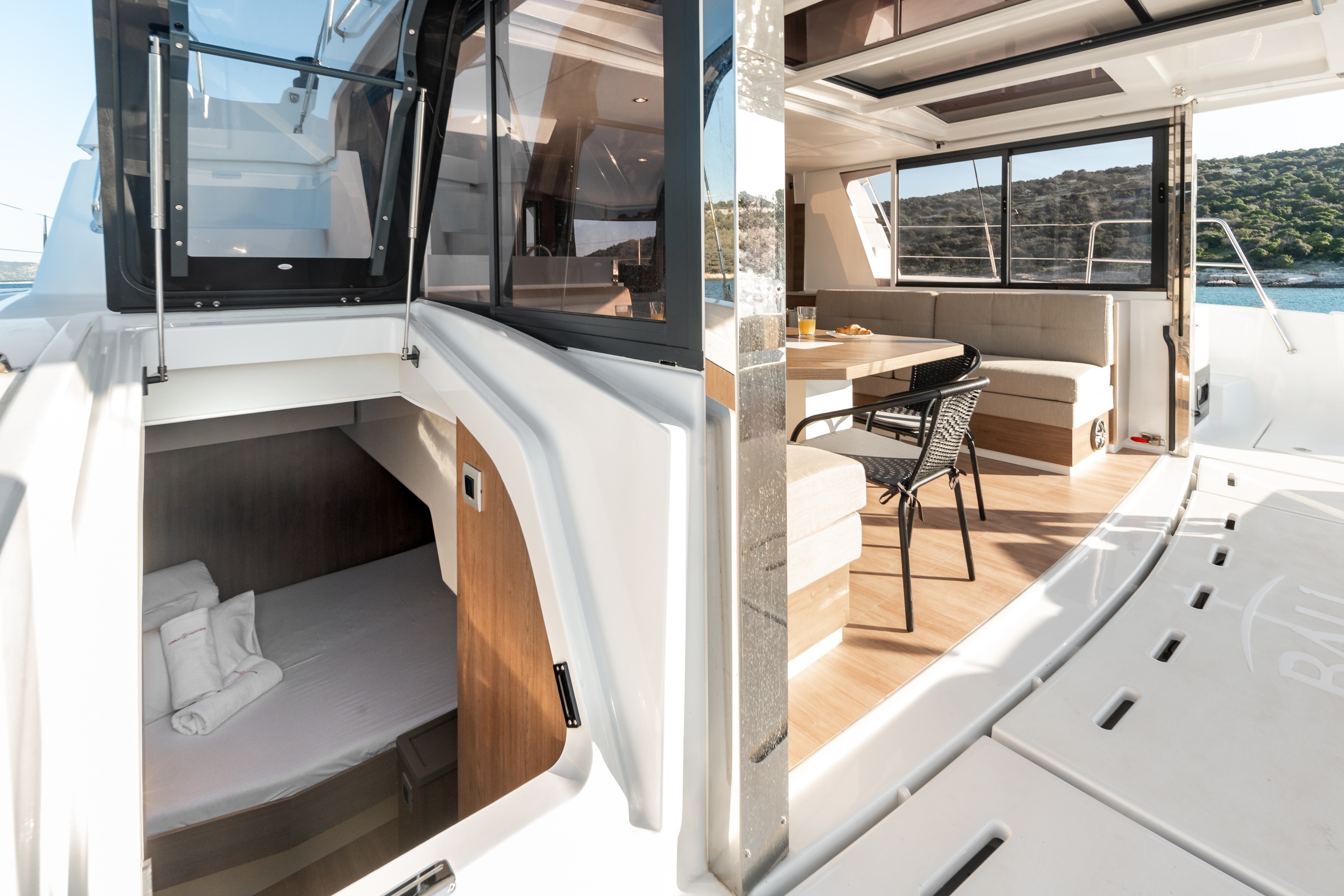 Bali 4.6, Optimus | Yacht Charter Croatia
