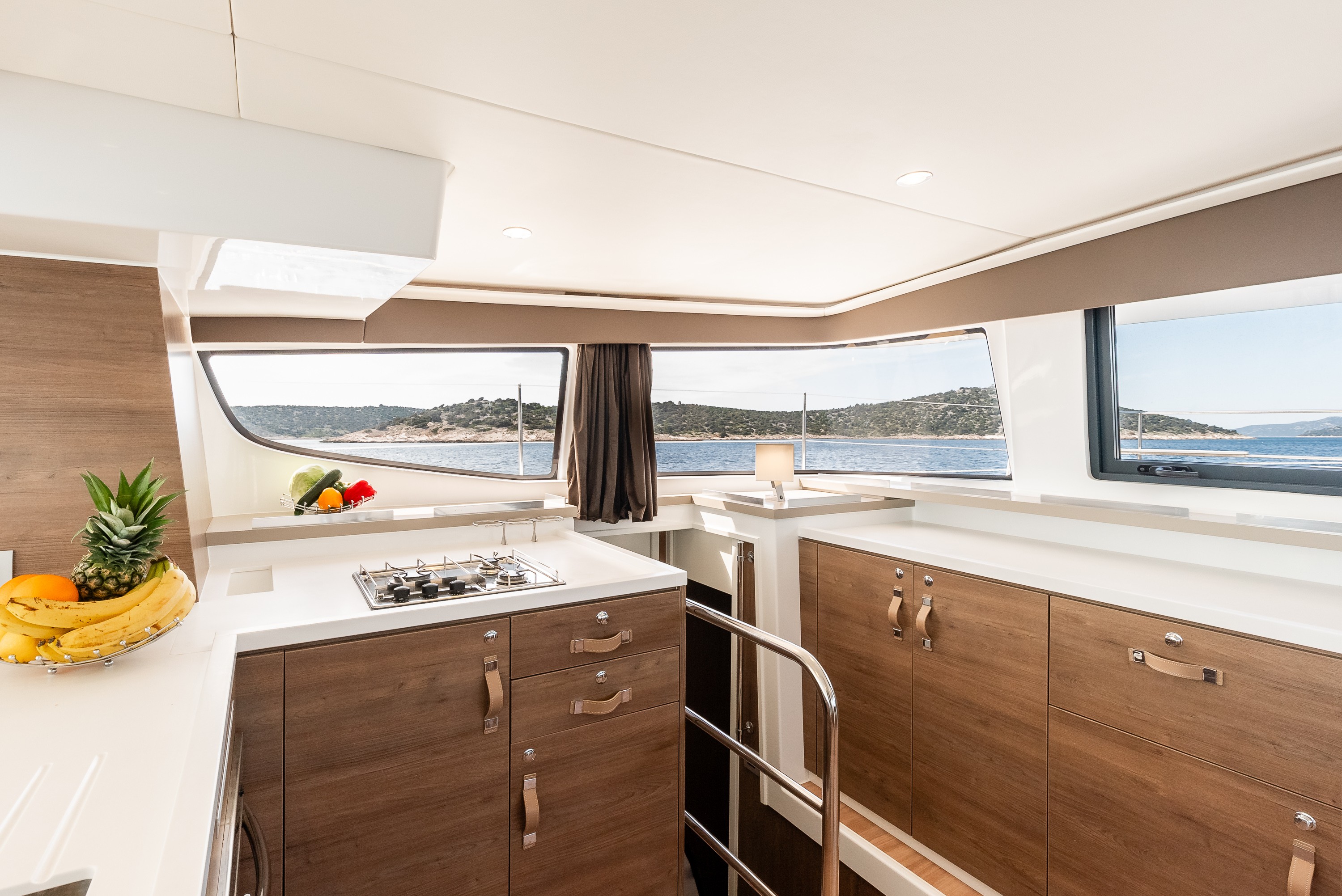 Bali 4.6, Optimus | Yacht Charter Croatia