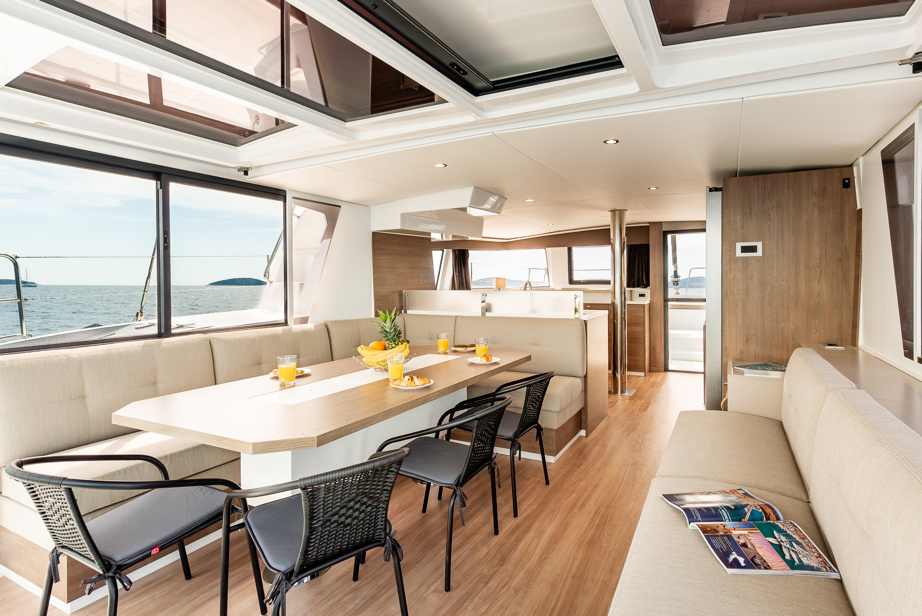 Bali 4.6, Optimus | Yacht Charter Croatia