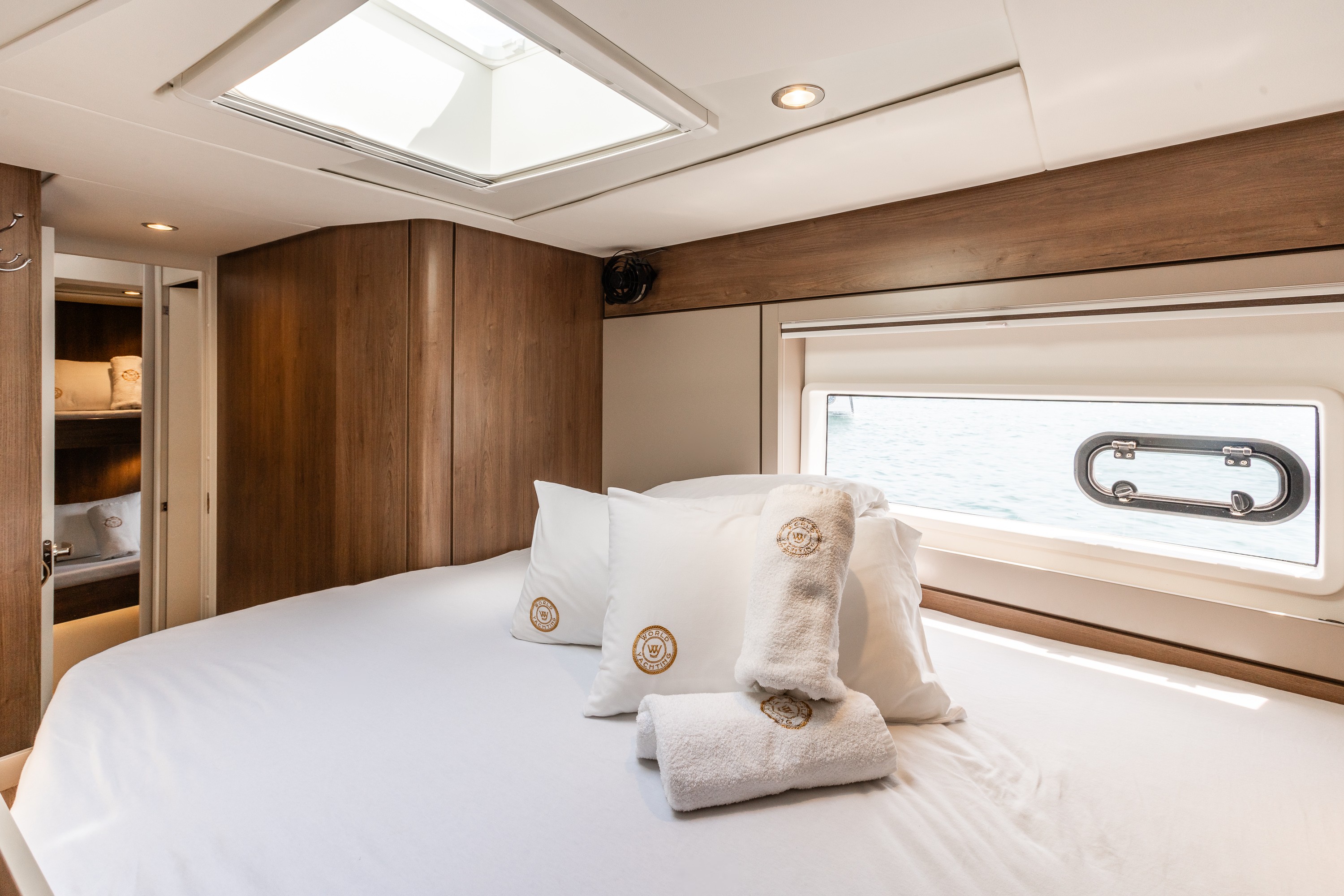 Bali 4.6, Optimus | Yacht Charter Croatia