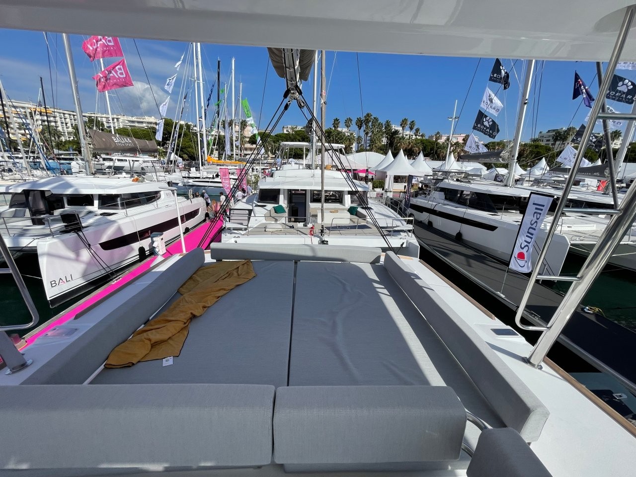 Bali 4.6, Sail and Travel | Yacht Charter Croatia