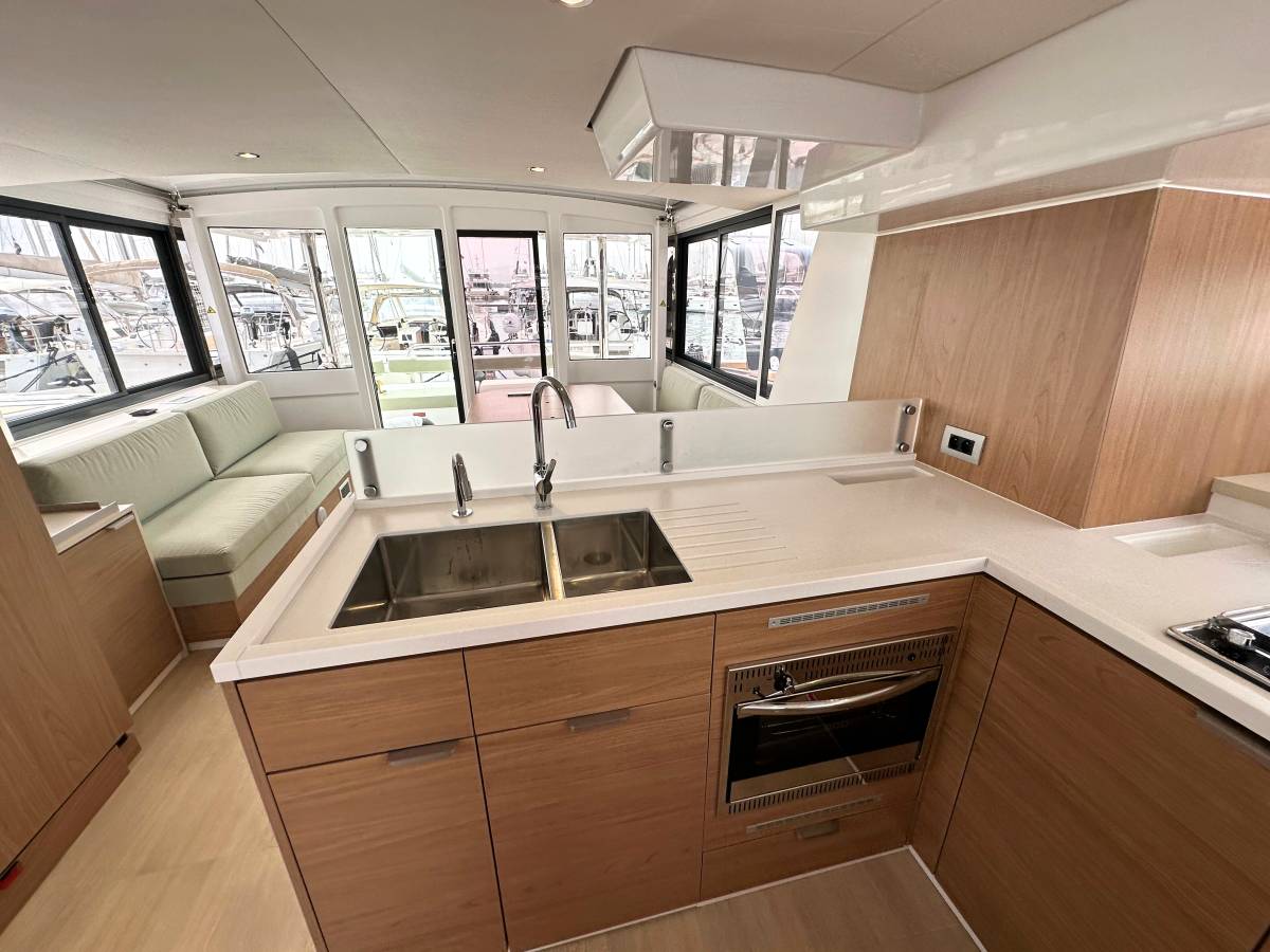 Bali 4.6, Maestro | Yachtcharter Kroatien