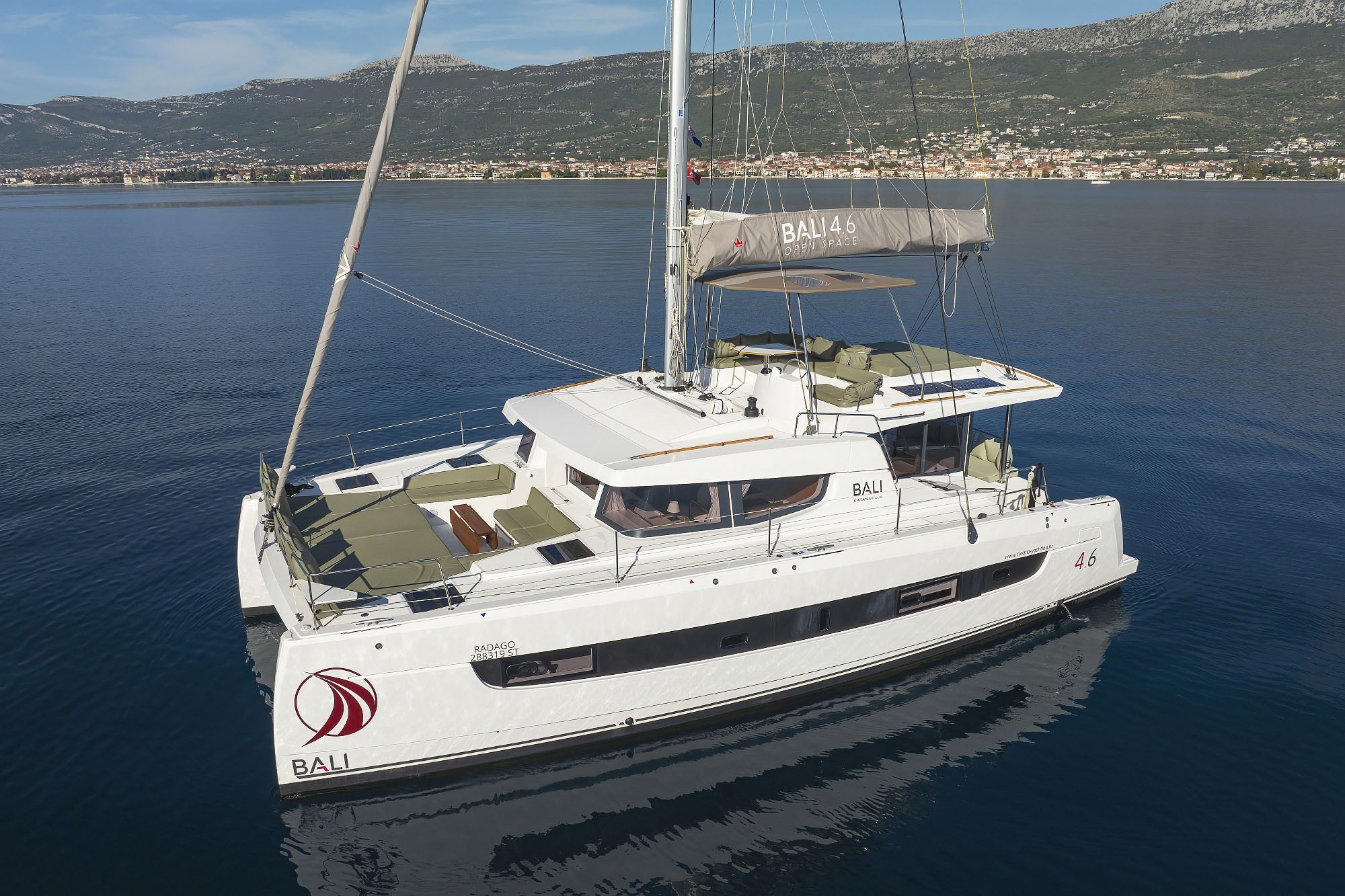 Bali 4.6, Radago | Noleggio di Yacht Croazia