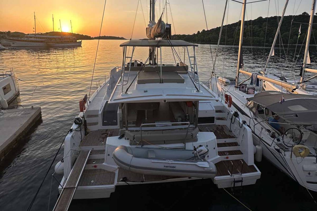 Bali 4.6, Sunny | Yacht Charter Croatia