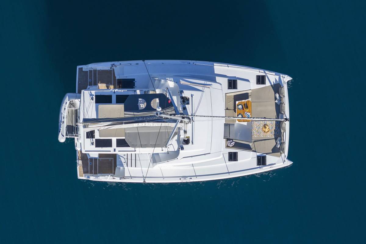 Bali 4.6, Belle Amie | Yacht Charter Croatia