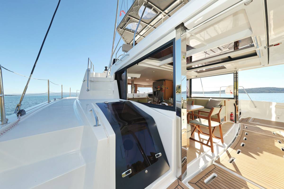 Bali 4.6, Belle Amie | Yacht Charter Croatia