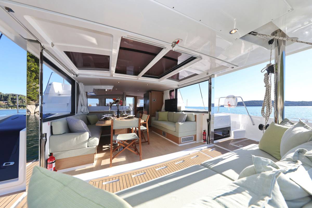 Bali 4.6, Belle Amie | Yacht Charter Croatia