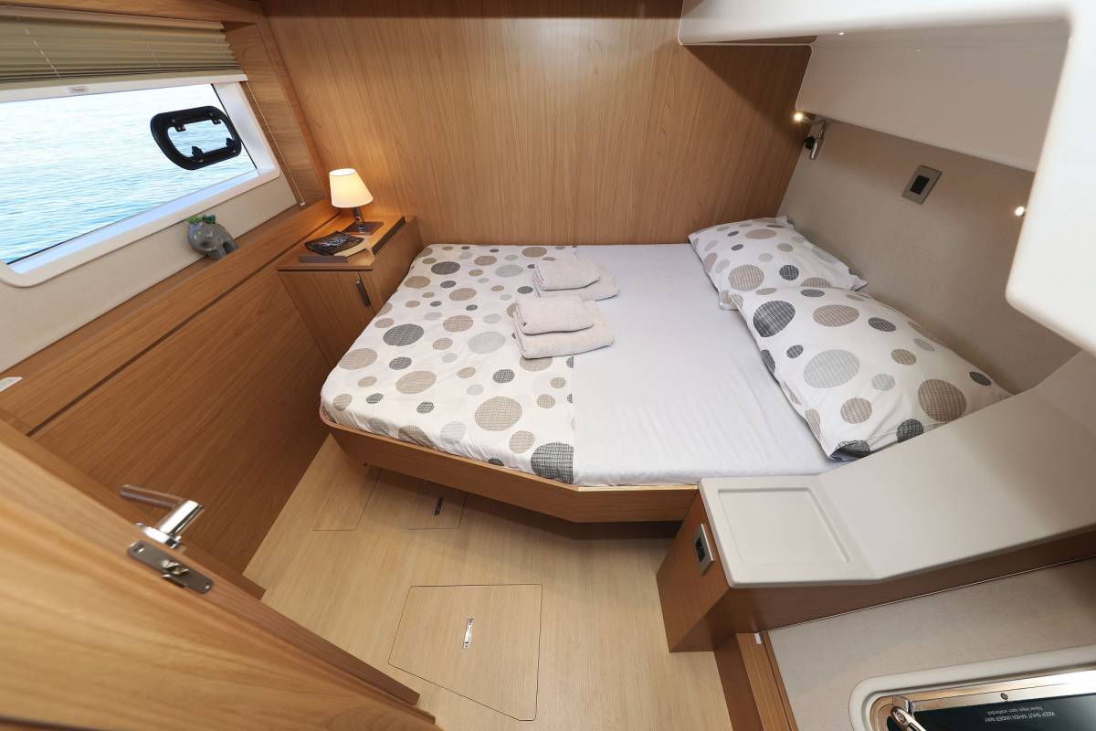 Bali 4.6, Belle Amie | Yacht Charter Croatia