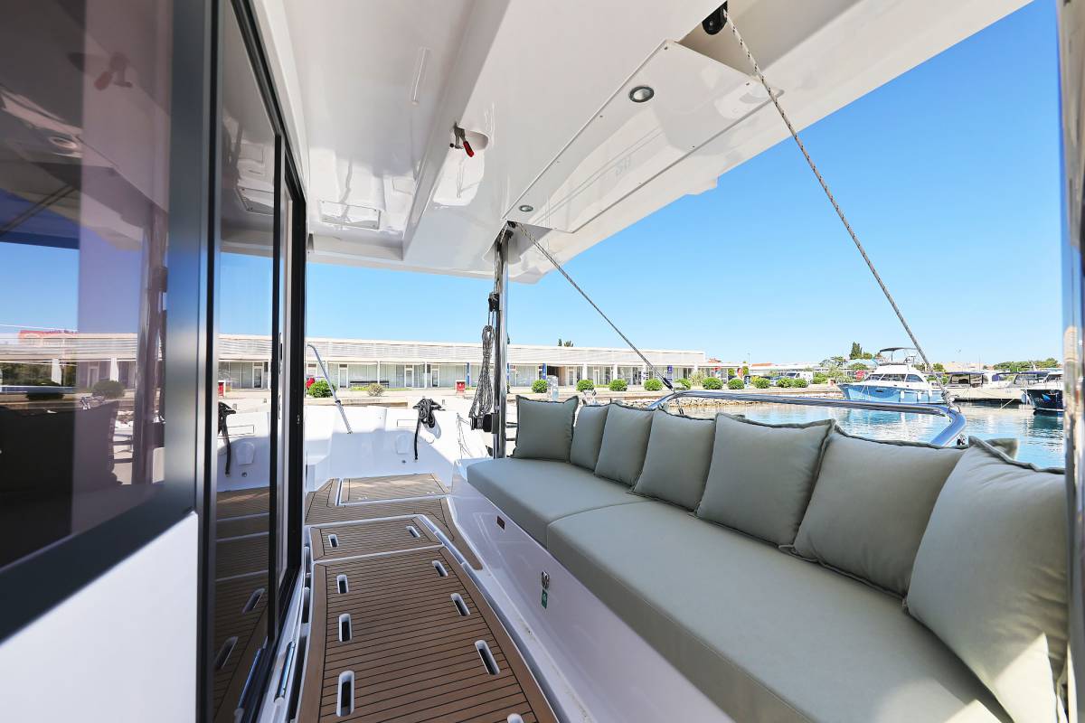 Bali 4.6, Hermine | Yachtcharter Kroatien