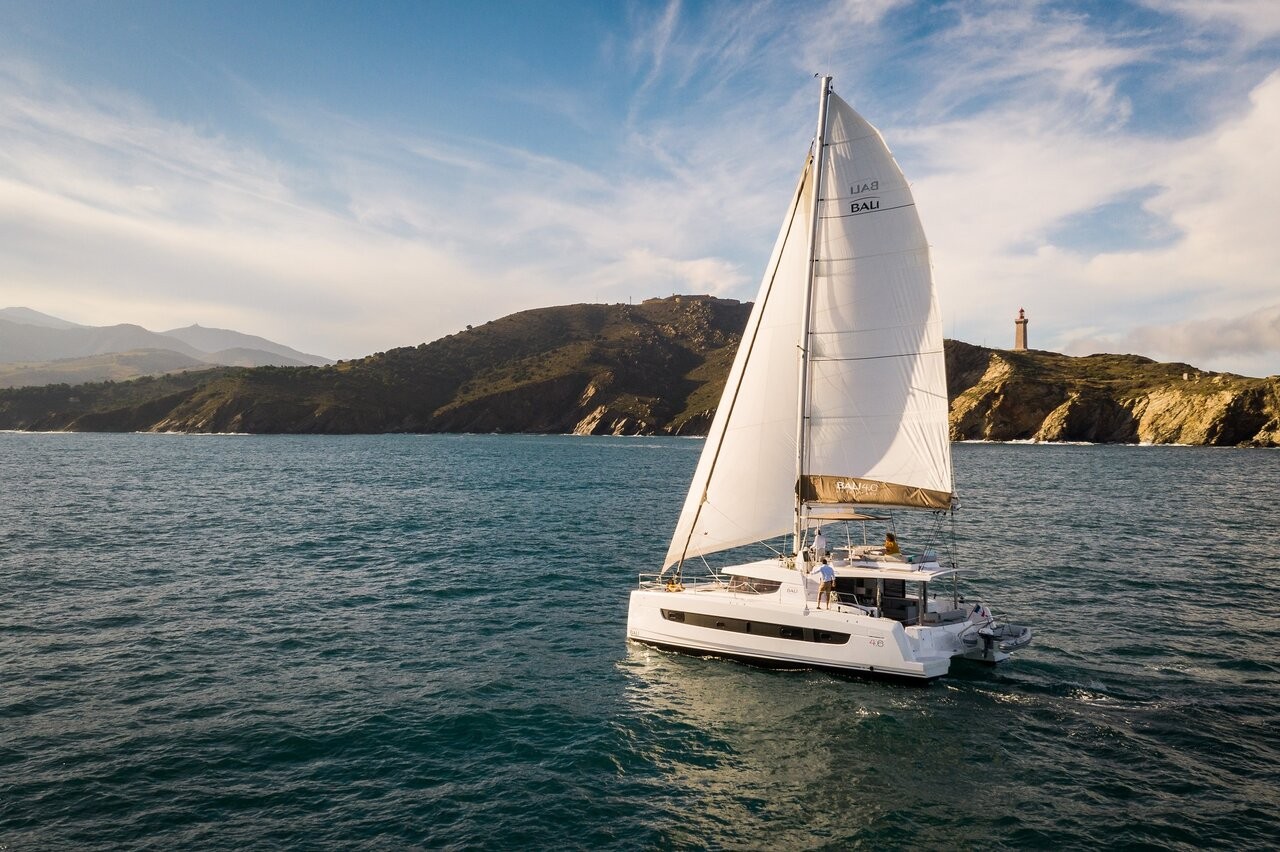 Bali 4.6, Hermine | Yacht Charter Croatia