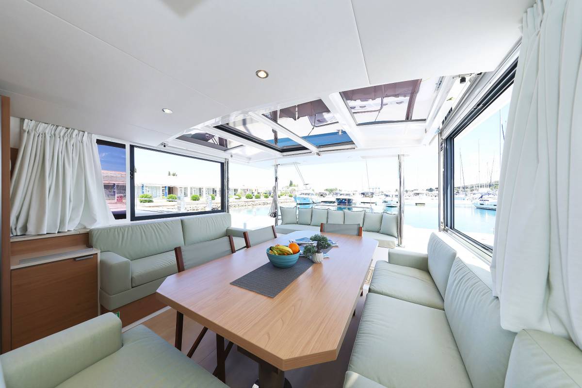 Bali 4.6, Hermine | Yachtcharter Kroatien