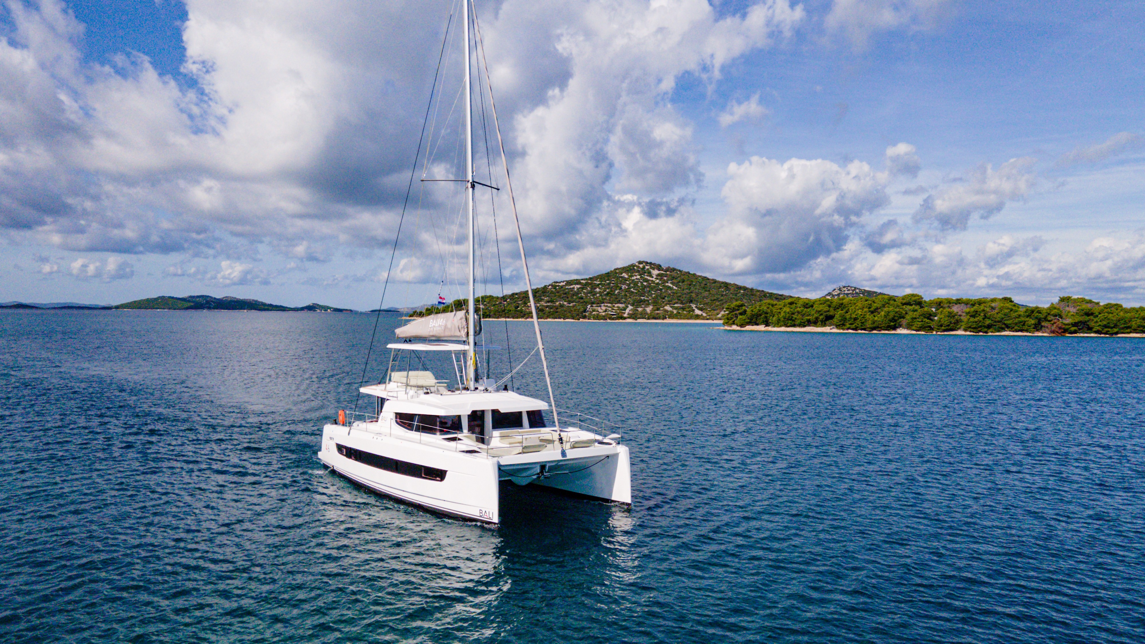 Bali 4.6, Grand Azure | Yacht Charter Croatia