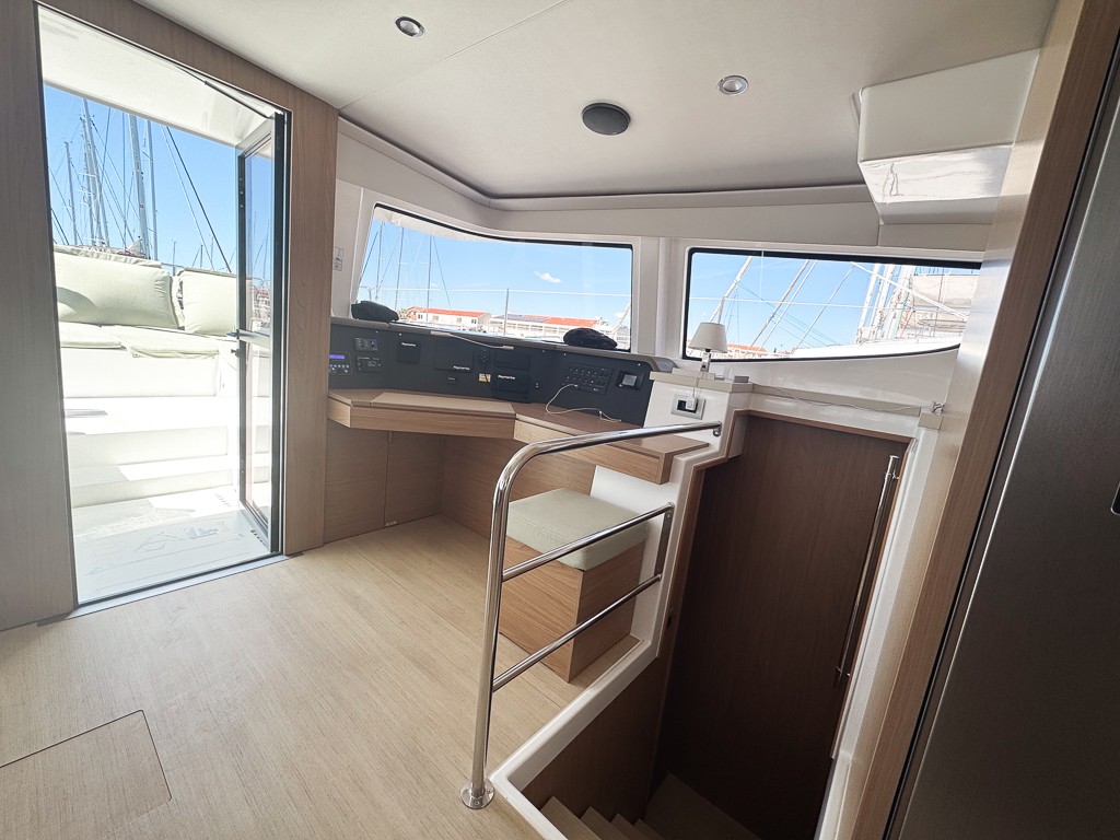 Bali 4.6, Grand Azure | Yacht Charter Croatia