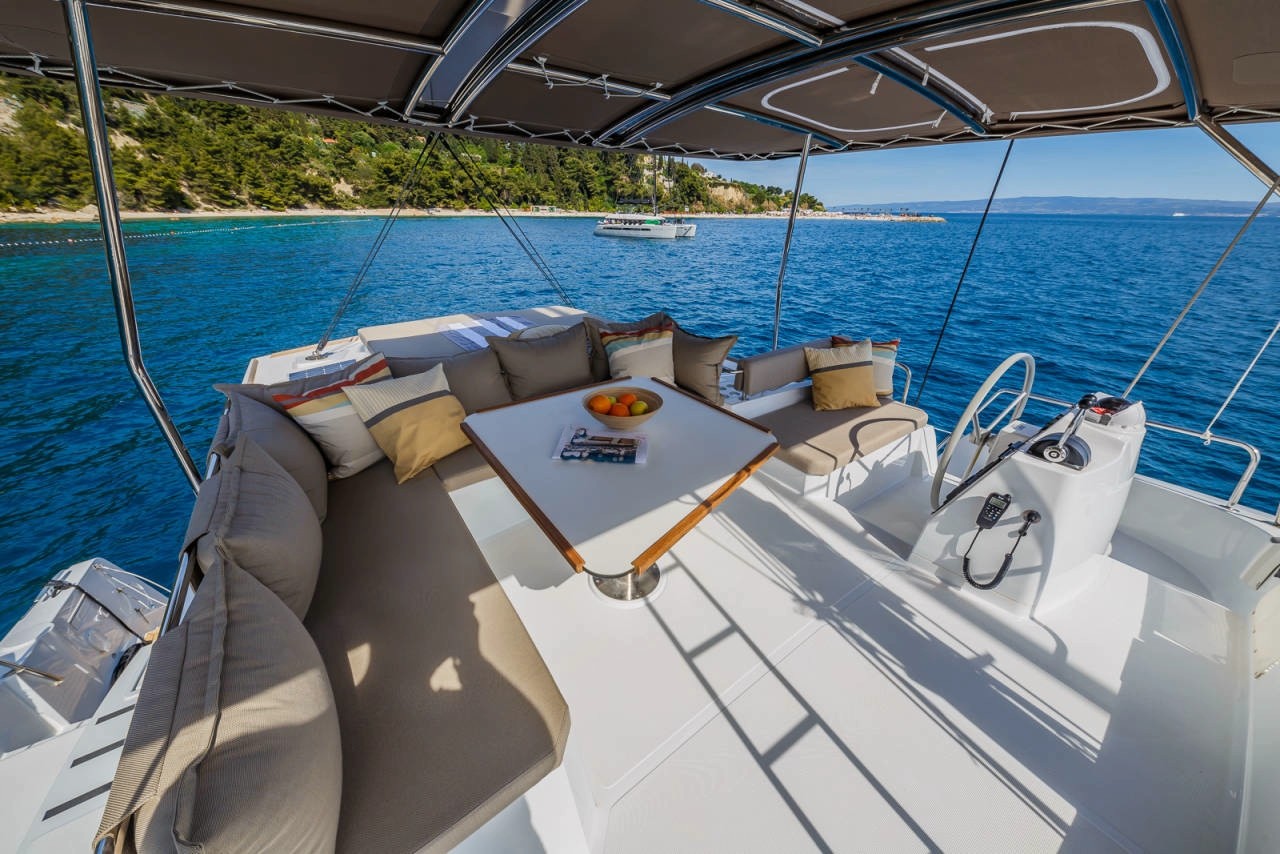 Bali 4.6, Love Story | Yacht Charter Croatia
