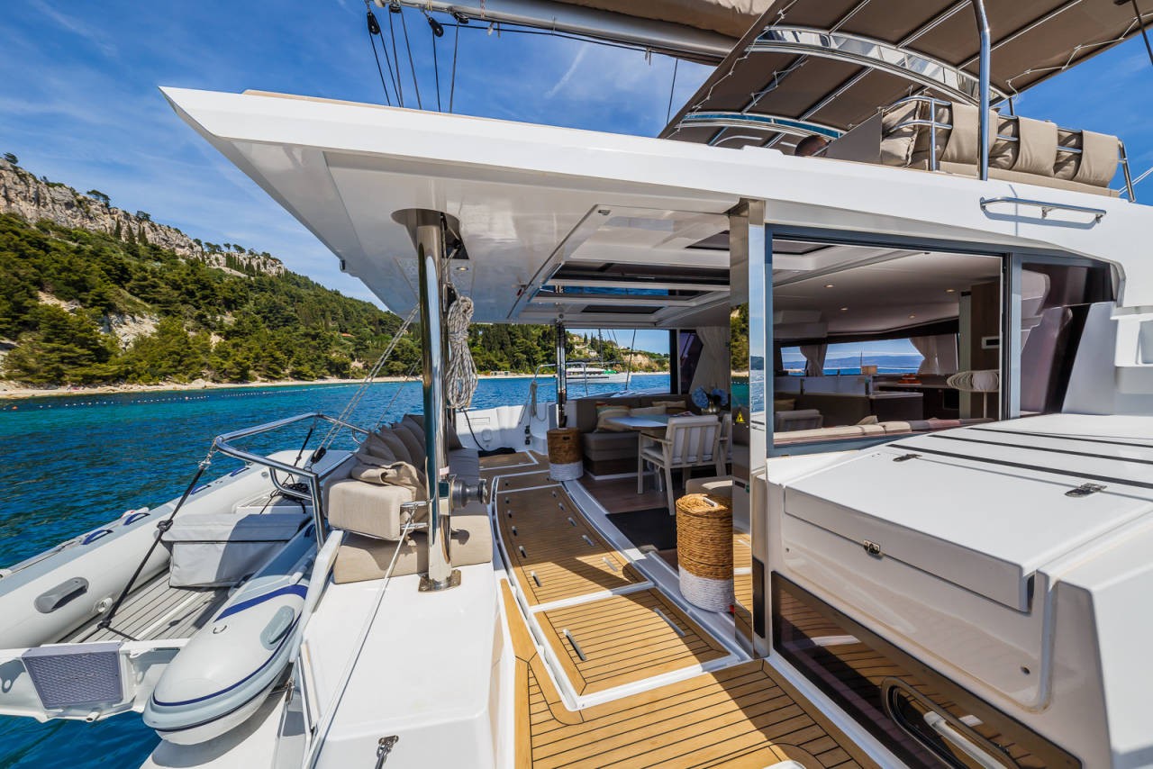Bali 4.6, Love Story | Yacht Charter Croatia