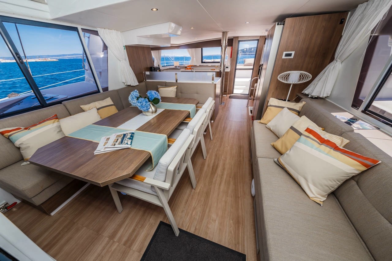 Bali 4.6, Love Story | Yacht Charter Croatia