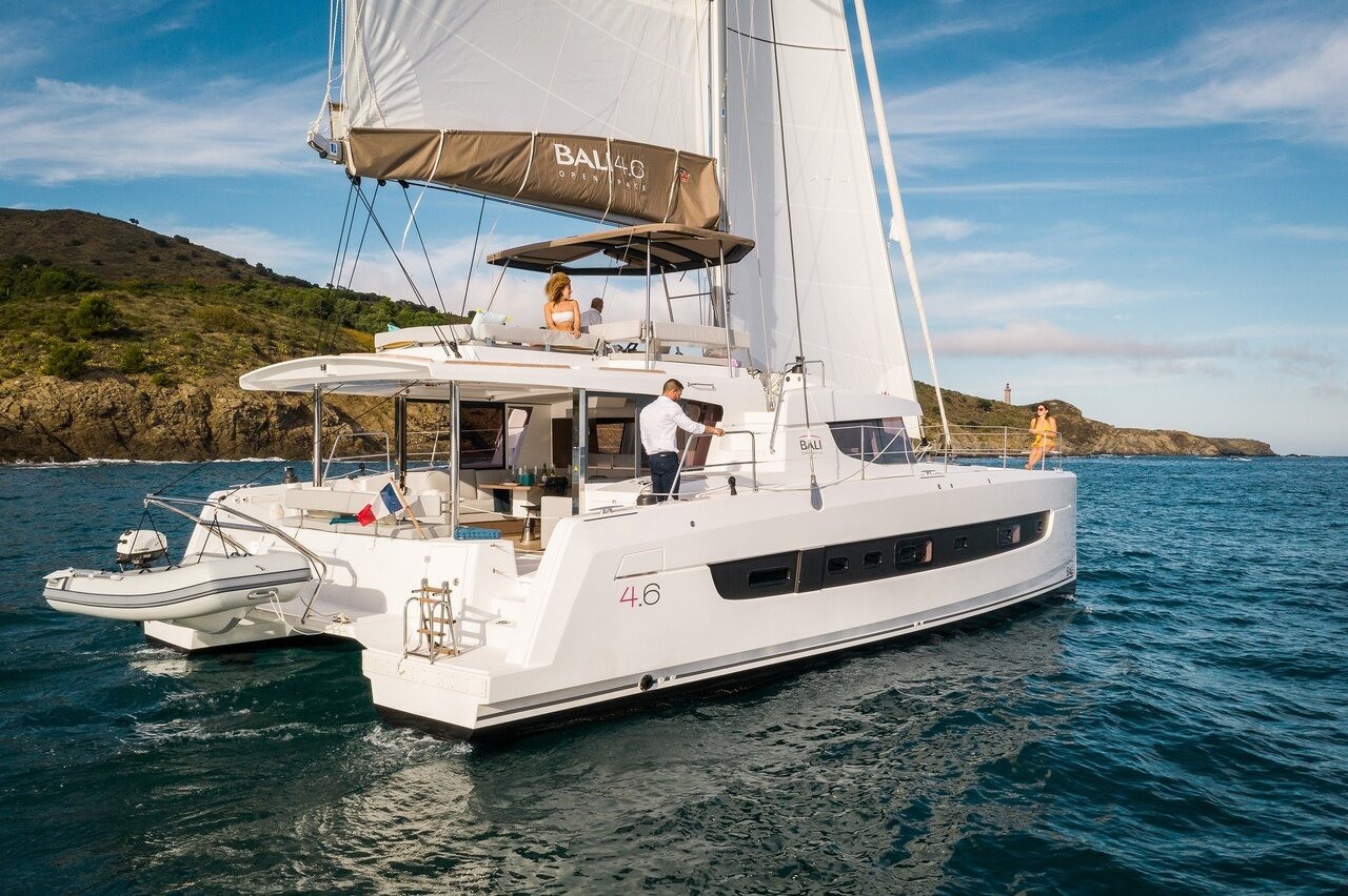 Bali 4.6, Azuréa | Yacht Charter Croatia