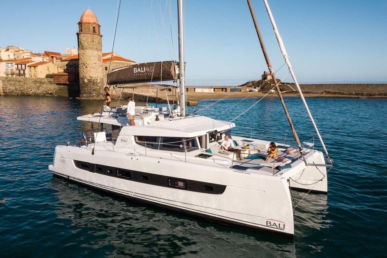 Bali 4.6, Azuréa | Yacht Charter Croatia