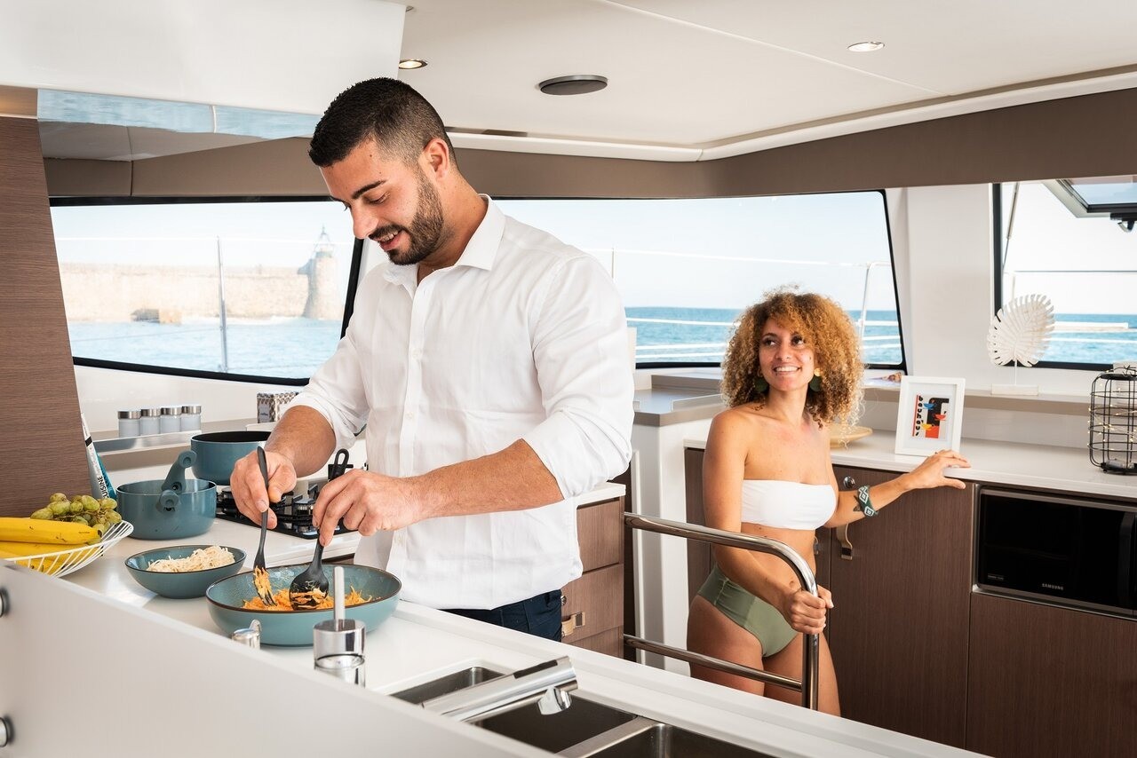 Bali 4.6, Azuréa | Yacht Charter Croatia