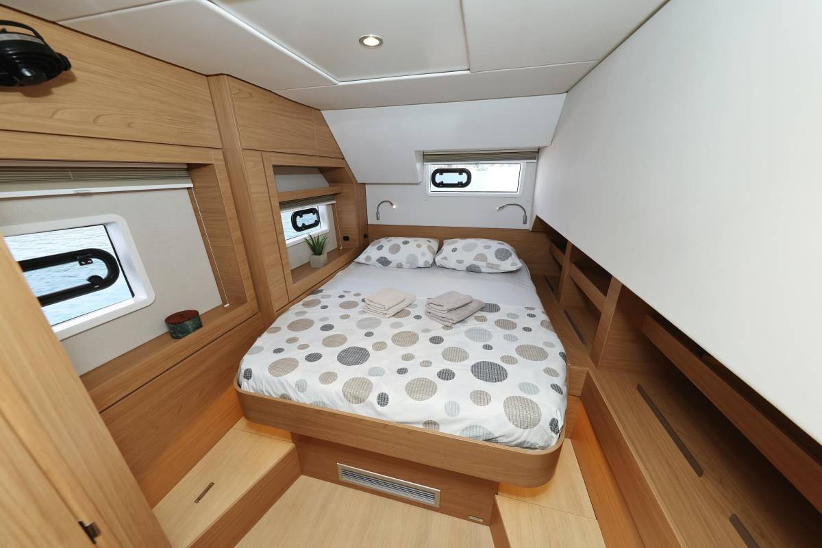 Bali 4.6, Azuréa | Yacht Charter Croatia
