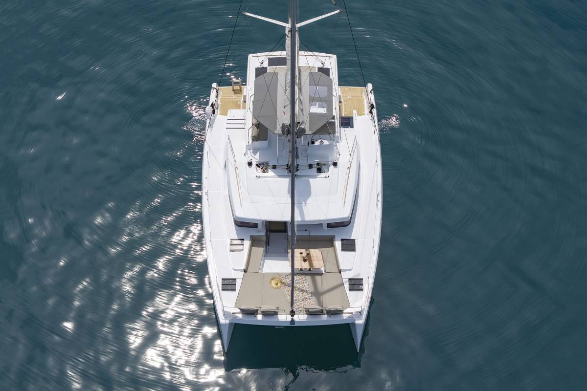 Bali 4.6, Sirène | Yacht Charter Croatia