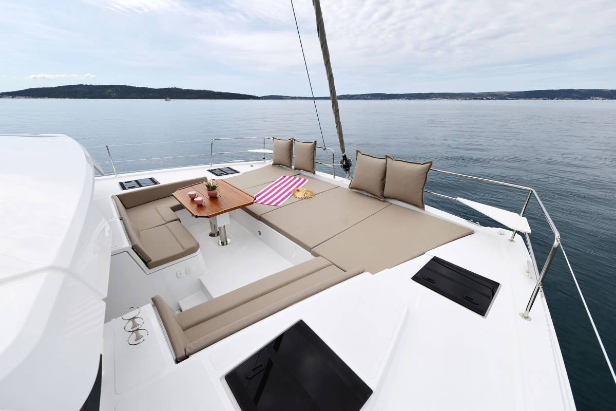 Bali 4.6, Sirène | Yacht Charter Croatia