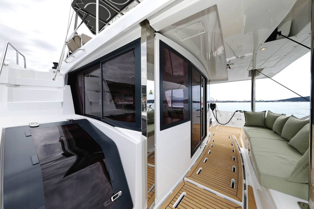 Bali 4.6, Sirène | Yacht Charter Croatia