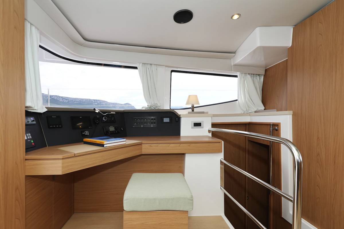 Bali 4.6, Sirène | Yacht Charter Croatia