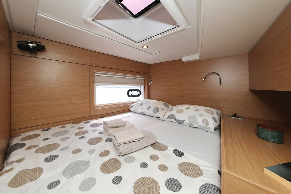 Bali 4.6, Sirène | Yacht Charter Croatia