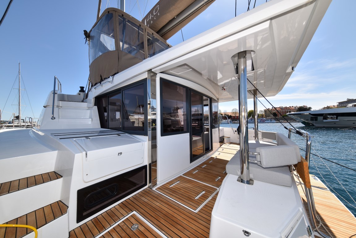 Bali 4.6, Jako 2 | Yacht Charter Croatia