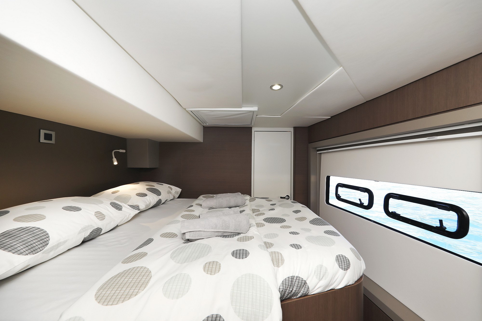 Bali 4.8, Vaya Con Dios | Yacht Charter Croatia