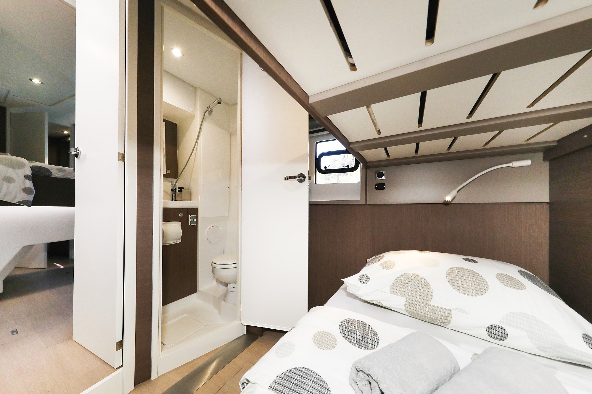 Bali 4.8, Vaya Con Dios | Yacht Charter Croatia