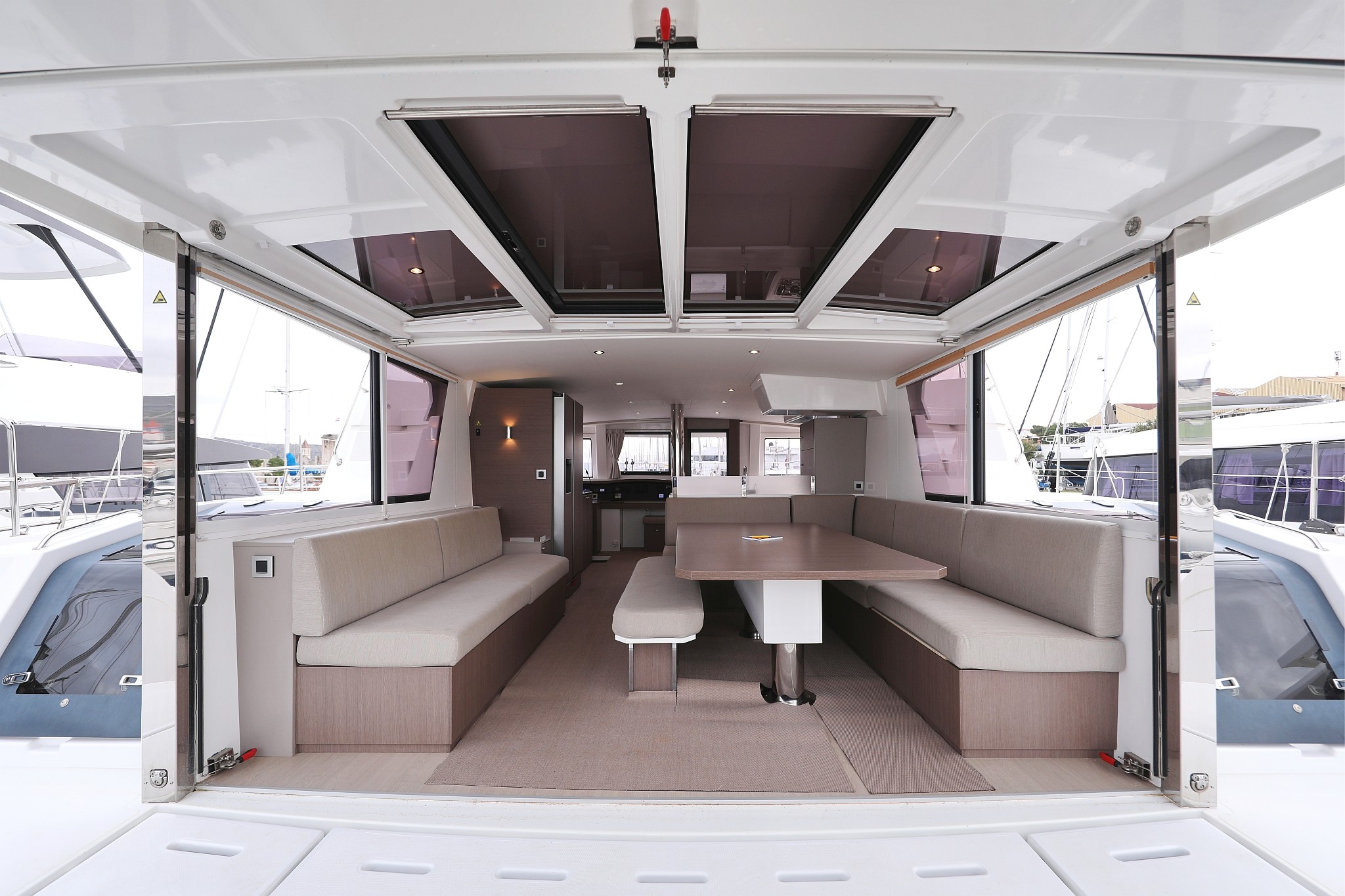 Bali 4.8, Titan | Yacht Charter Croatia