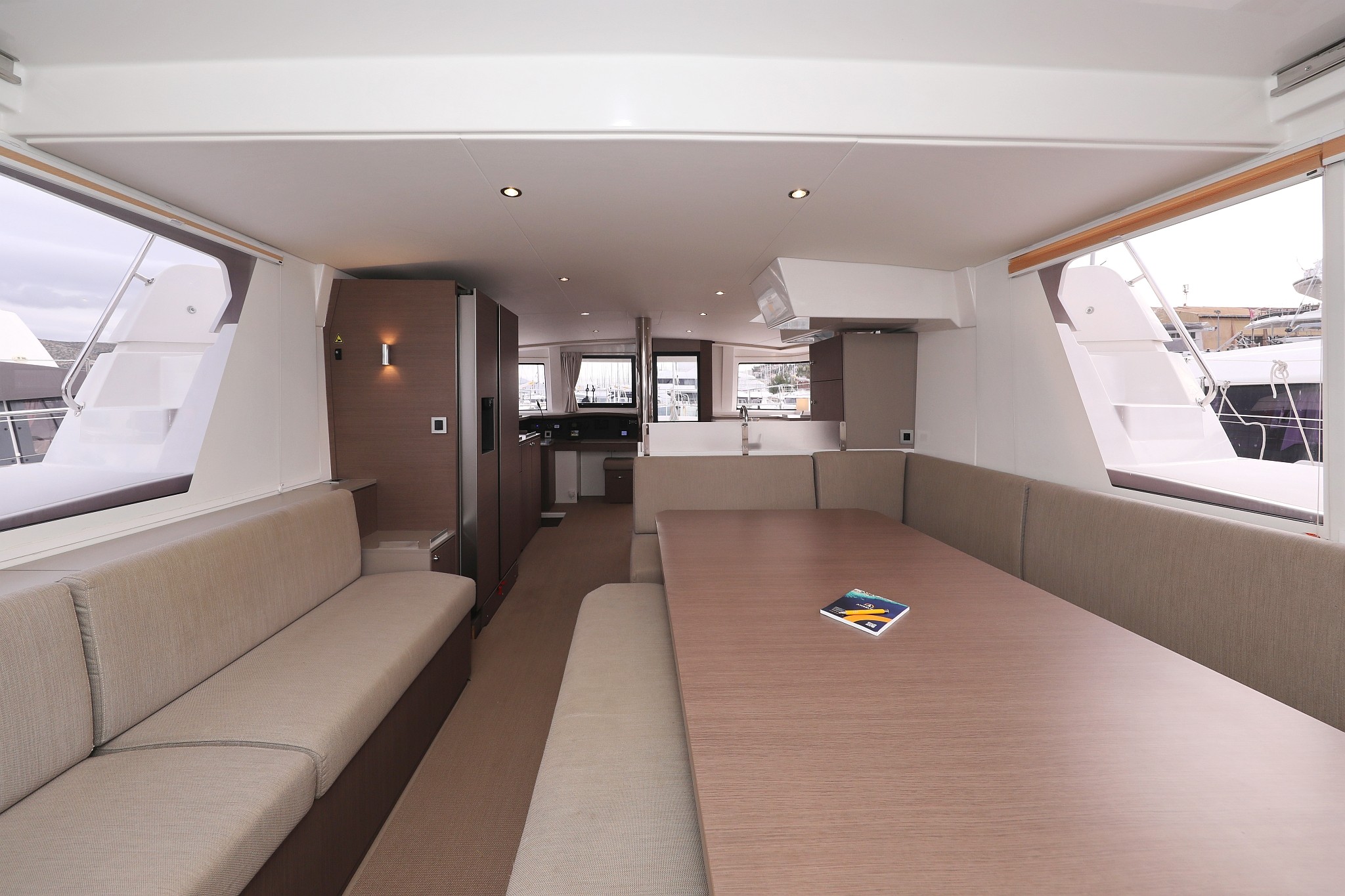 Bali 4.8, Titan | Yacht Charter Croatia