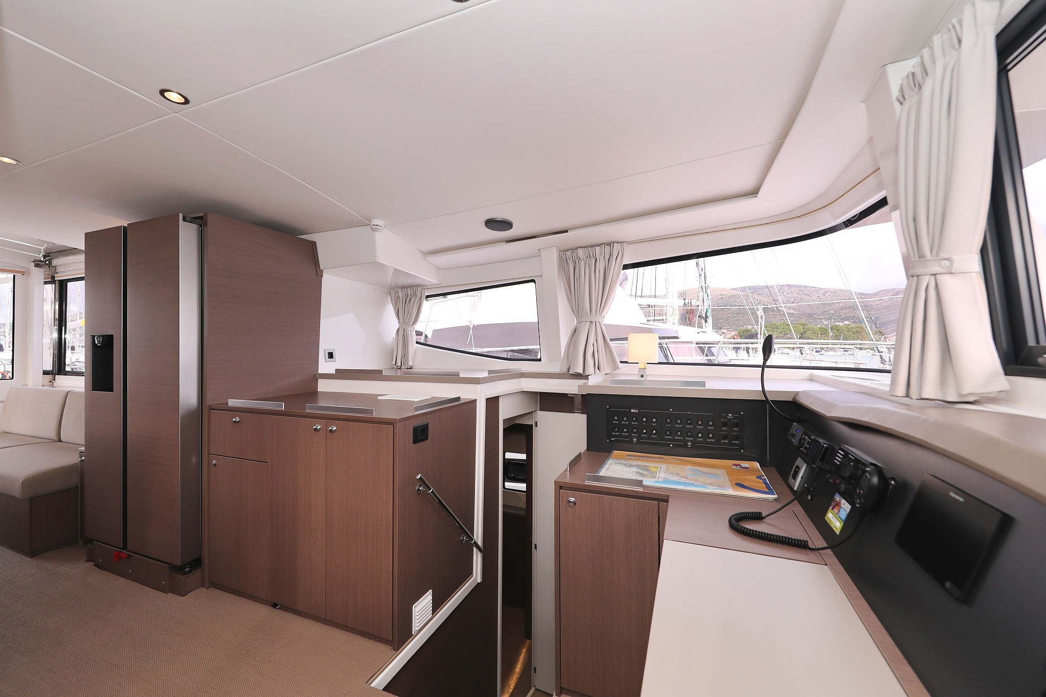 Bali 4.8, Titan | Yacht Charter Croatia