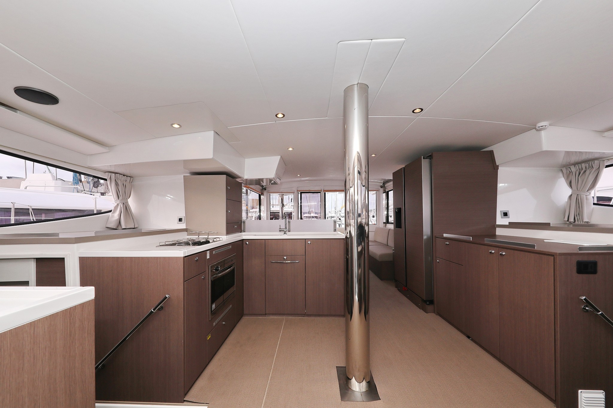 Bali 4.8, Titan | Yacht Charter Croatia