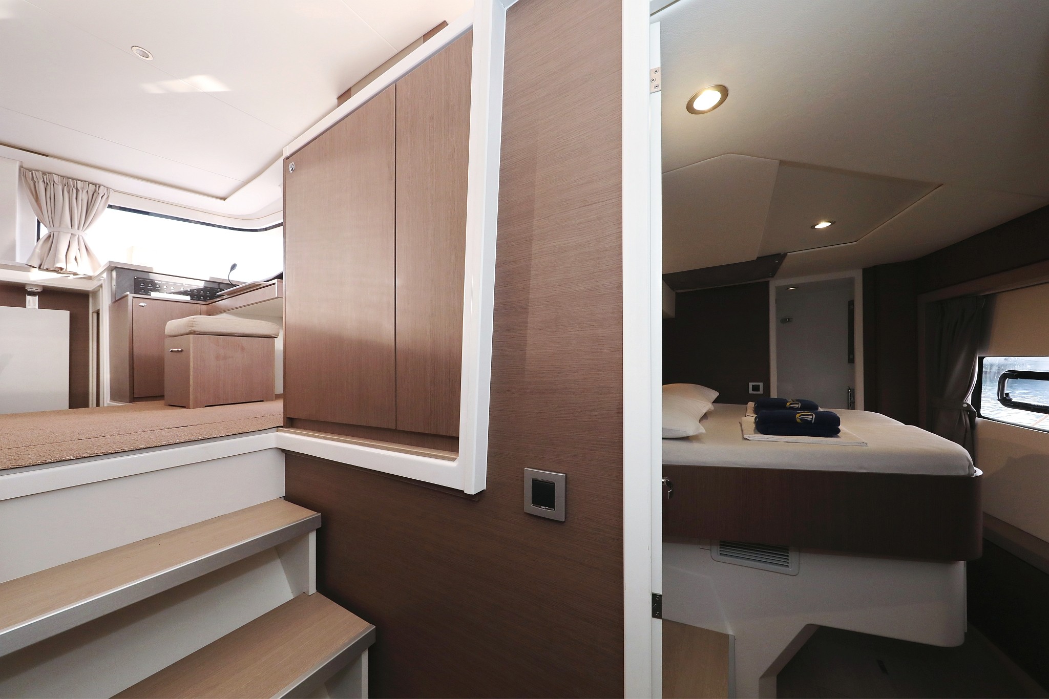 Bali 4.8, Titan | Yacht Charter Croatia