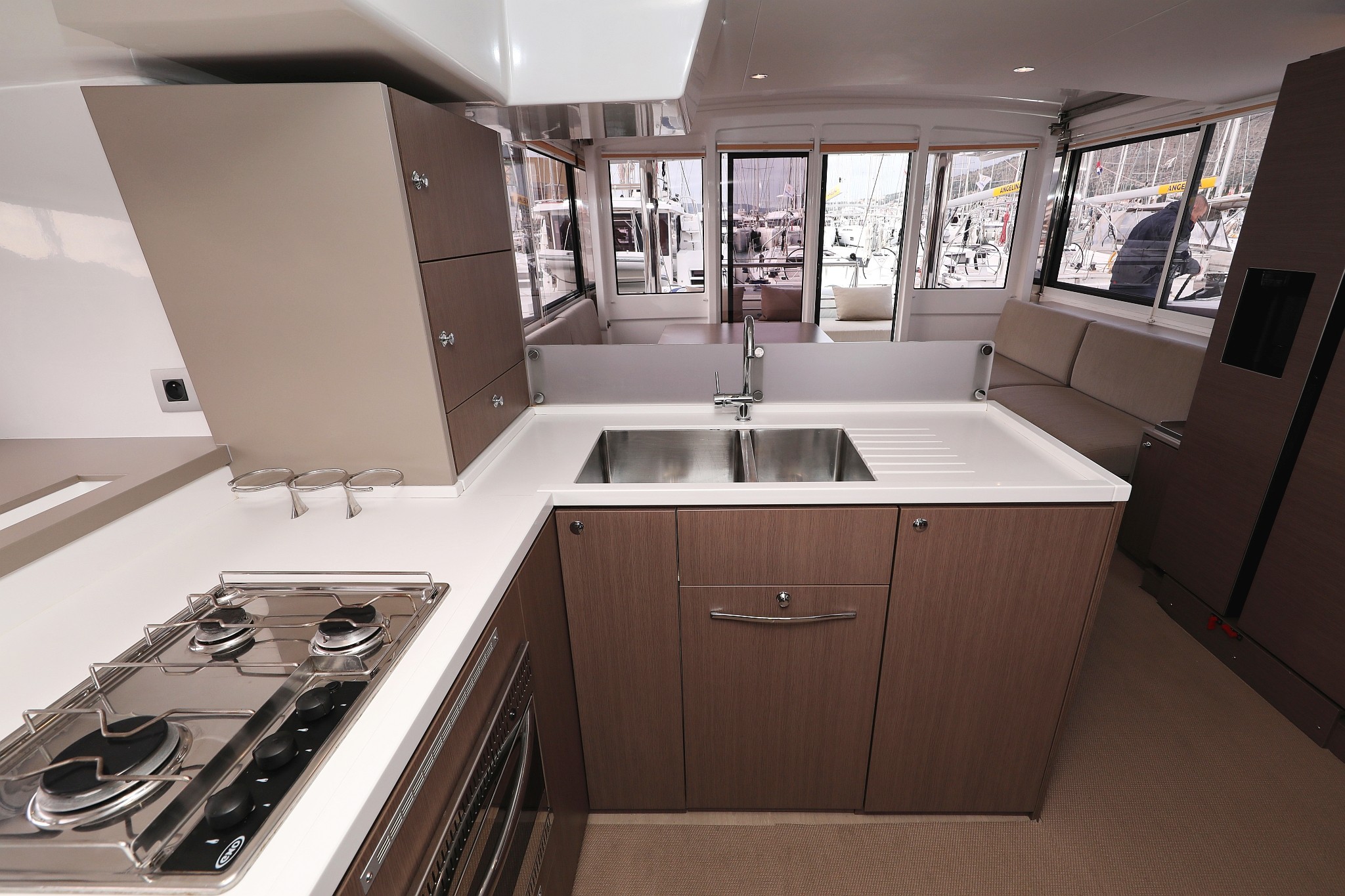 Bali 4.8, Titan | Yacht Charter Croatia