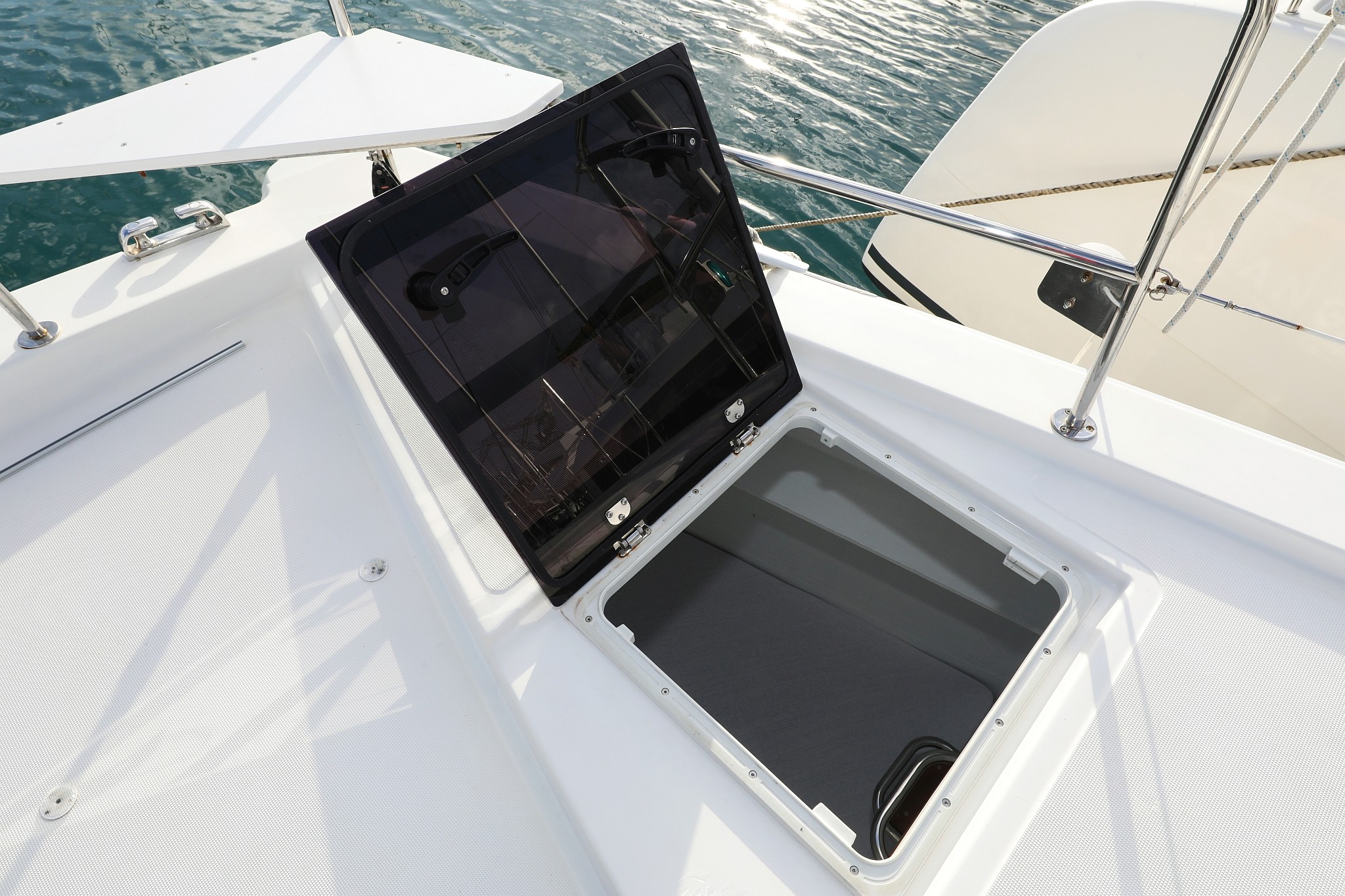 Bali 4.8, Titan | Yacht Charter Croatia