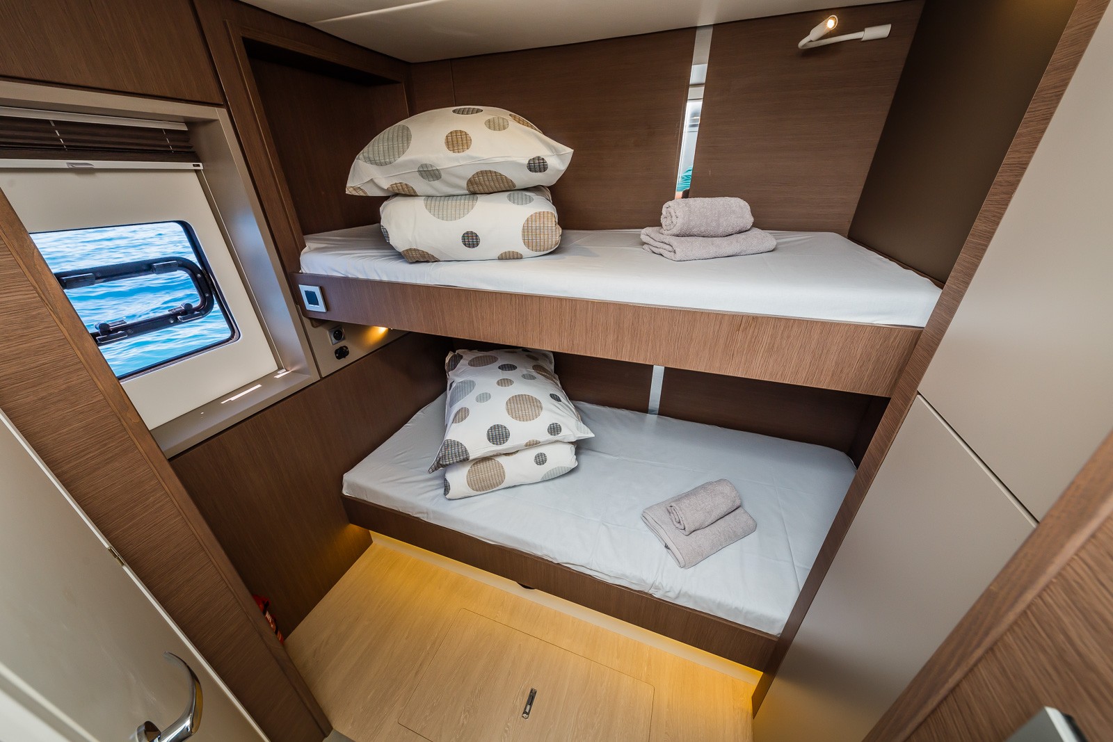 Bali 4.8, Aldebaran | Yachtcharter Kroatien