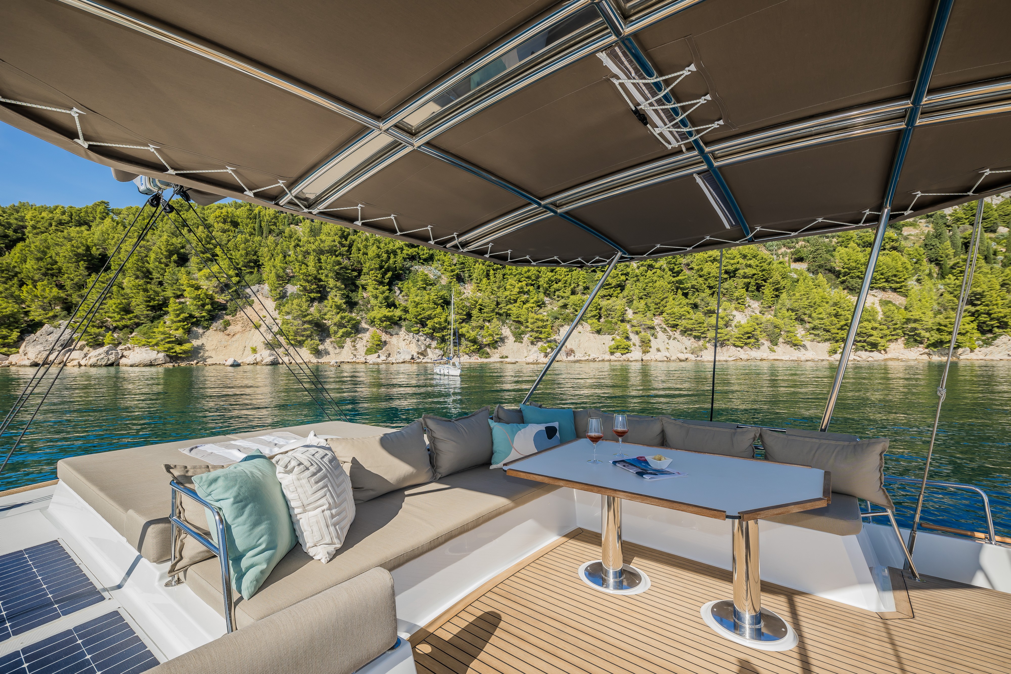 Bali 4.8, Bon Vivant | Yacht Charter Croatia