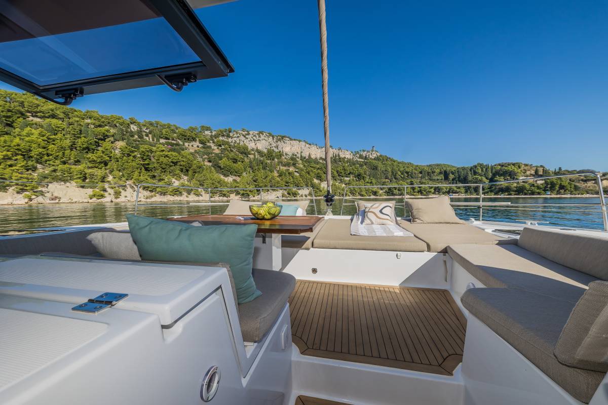 Bali 4.8, Bon Vivant | Noleggio di Yacht Croazia